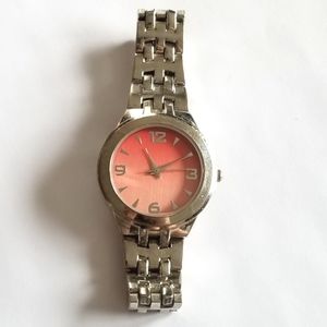 Pink ombre watch ladies wristwatch Y2k silver tone metal